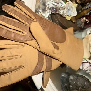 VTG Ladie's Tan and Brown Lined Driving Gloves, One Size